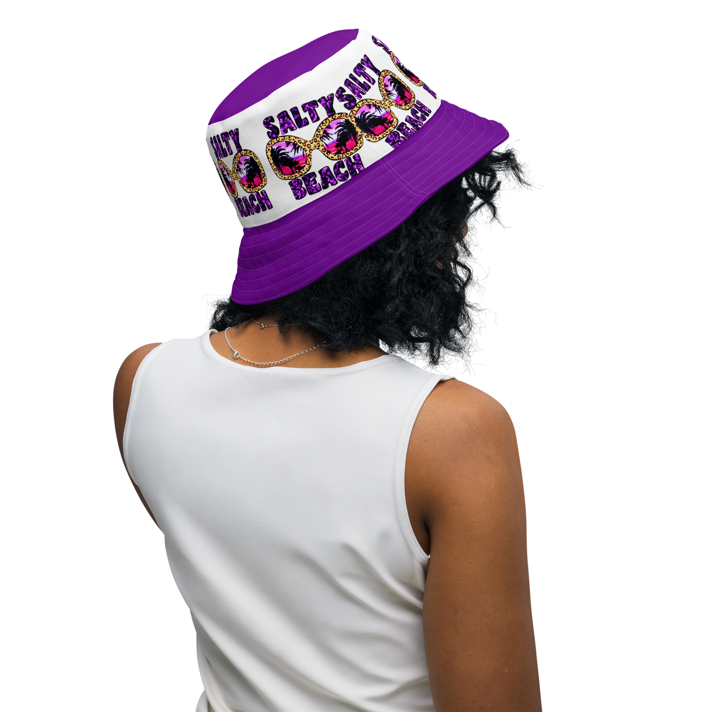 Reversible bucket hat