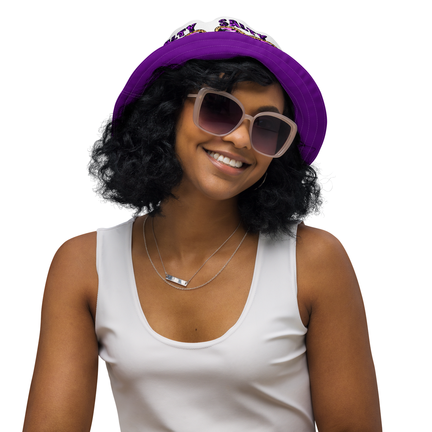 Reversible bucket hat