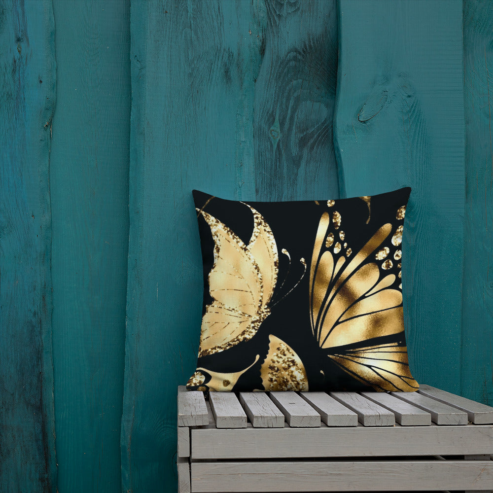 Queens Shine's Pillow 23