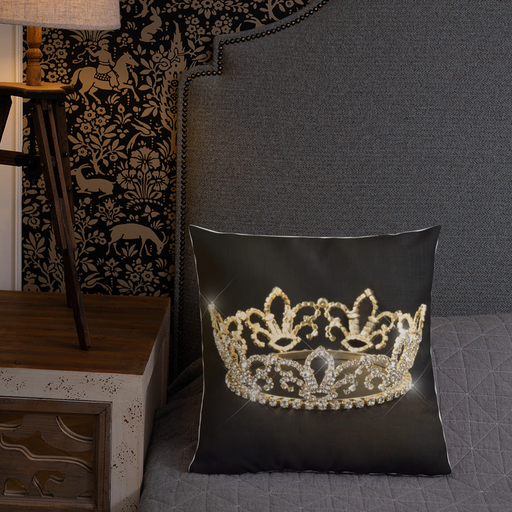 Queens Shine's Pillow 3