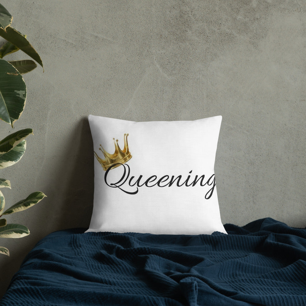 Queens Shine's pillow 2