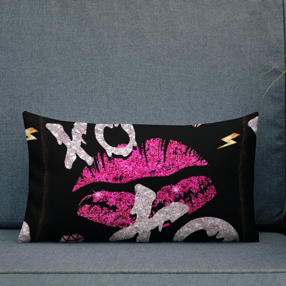 Queens Shine's Pillow 20