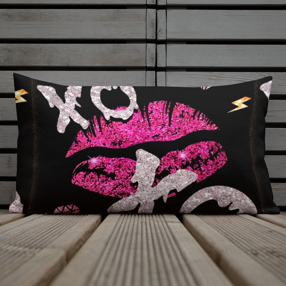 Queens Shine's Pillow 20