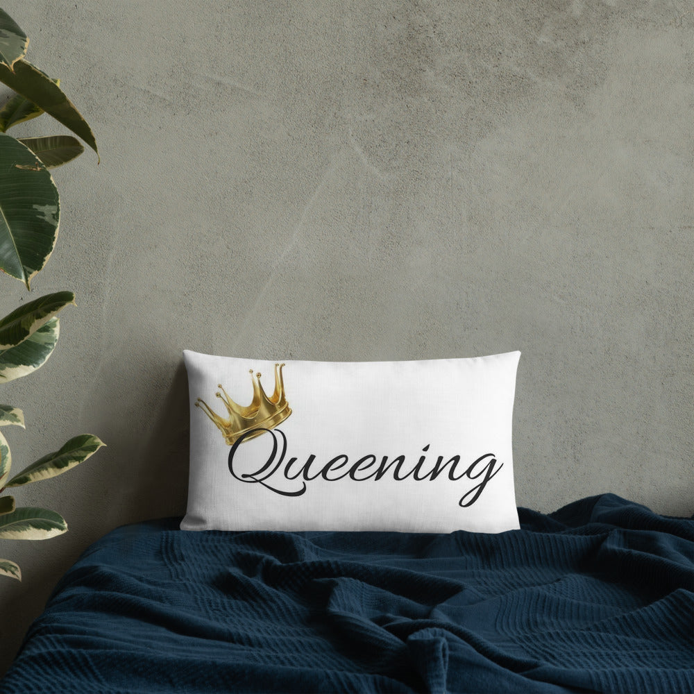 Queens Shine's pillow 2