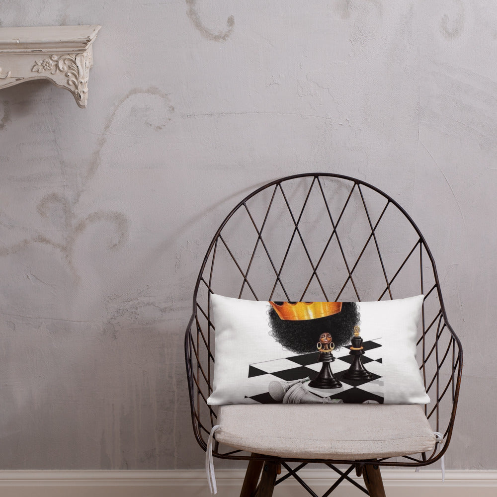 Queens Shine's pillow 2