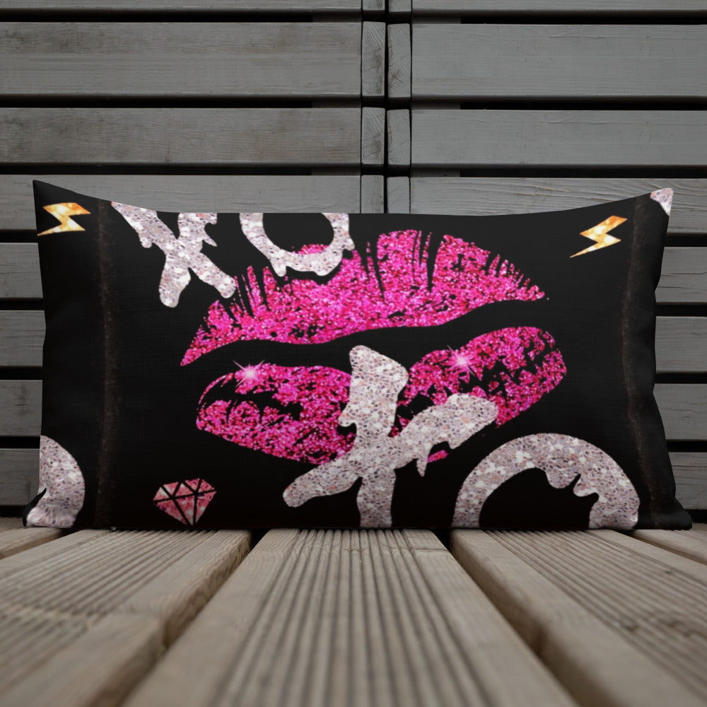 Queens Shine's Pillow 20