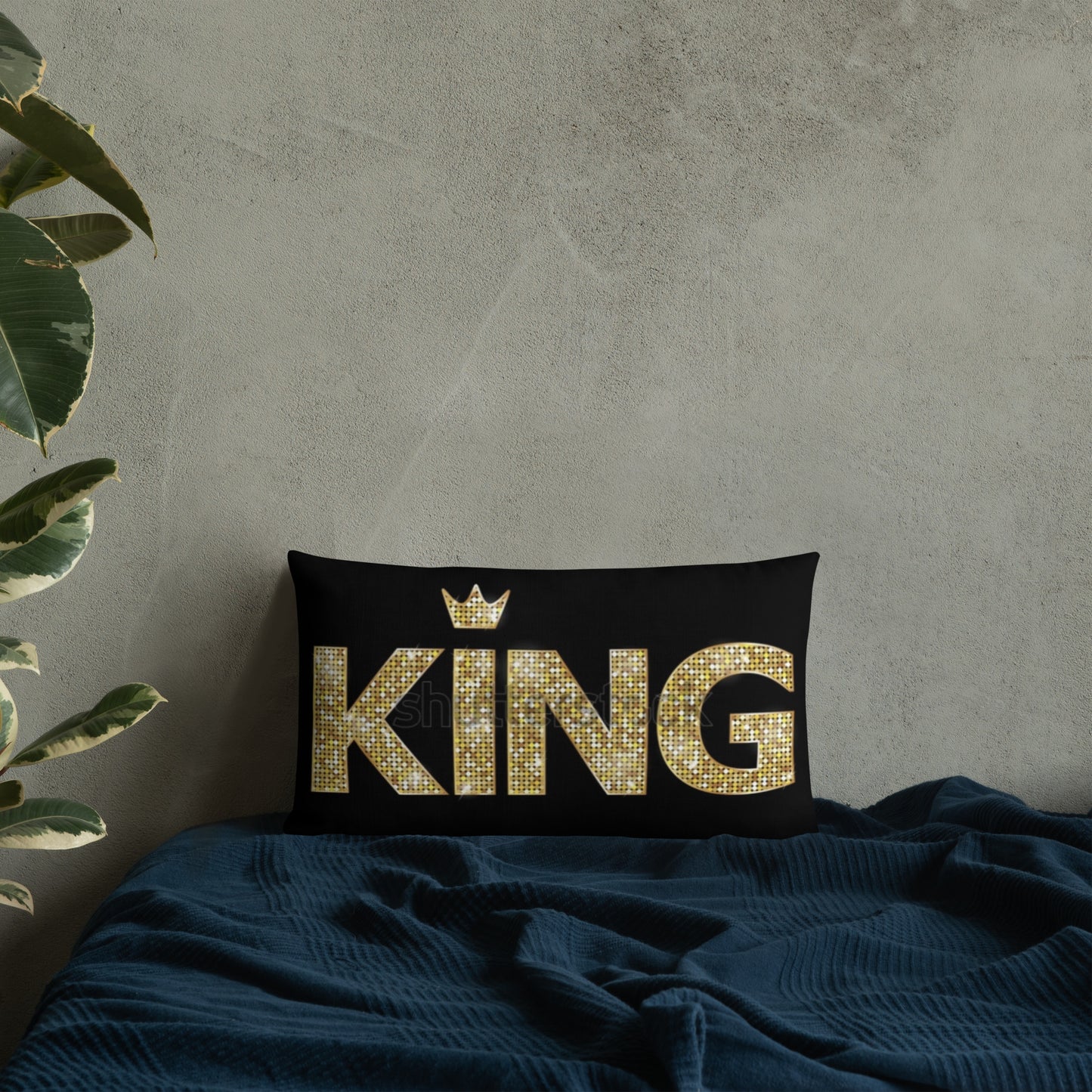 Queens Shine's Pillow 15