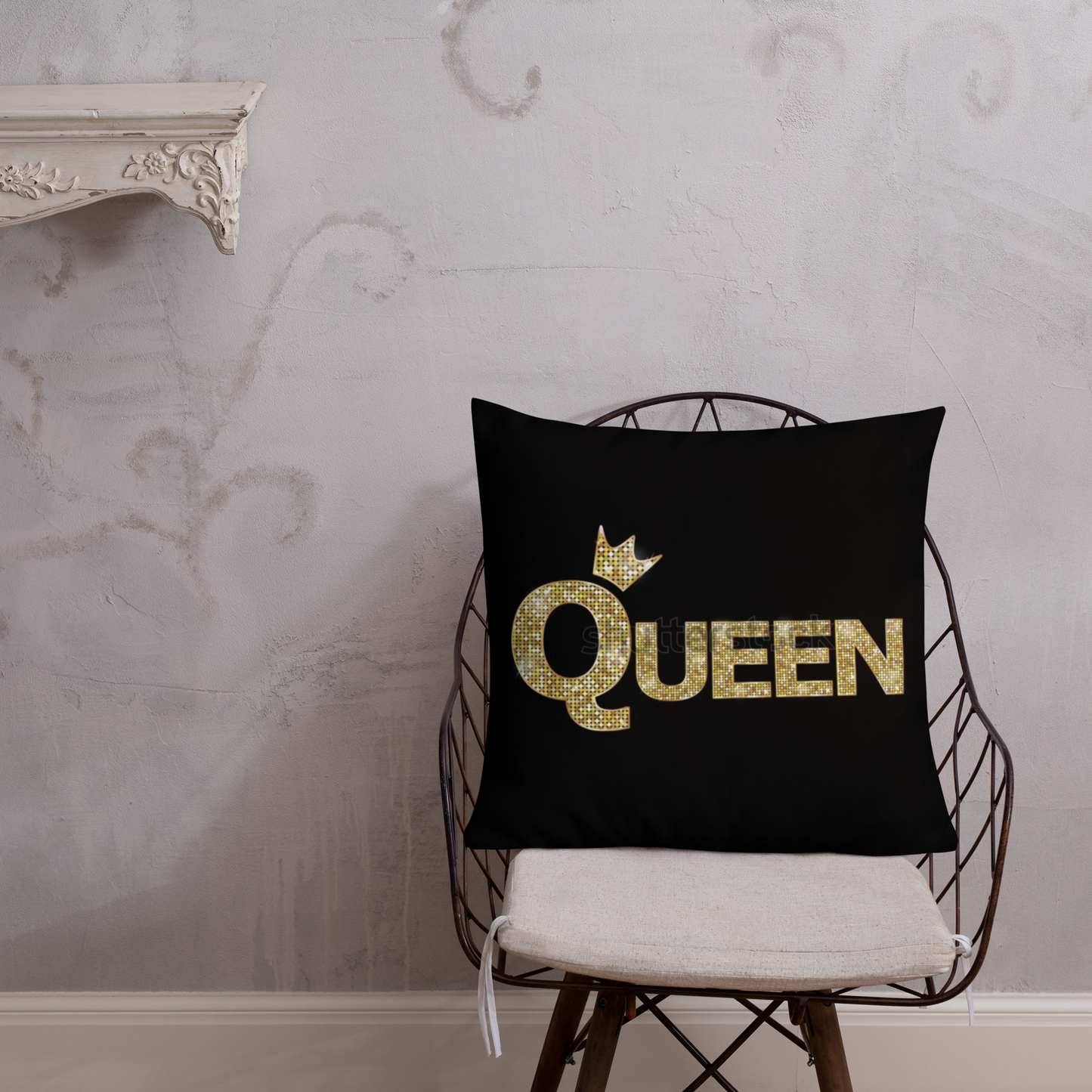 Queens Shine's Pillow 16