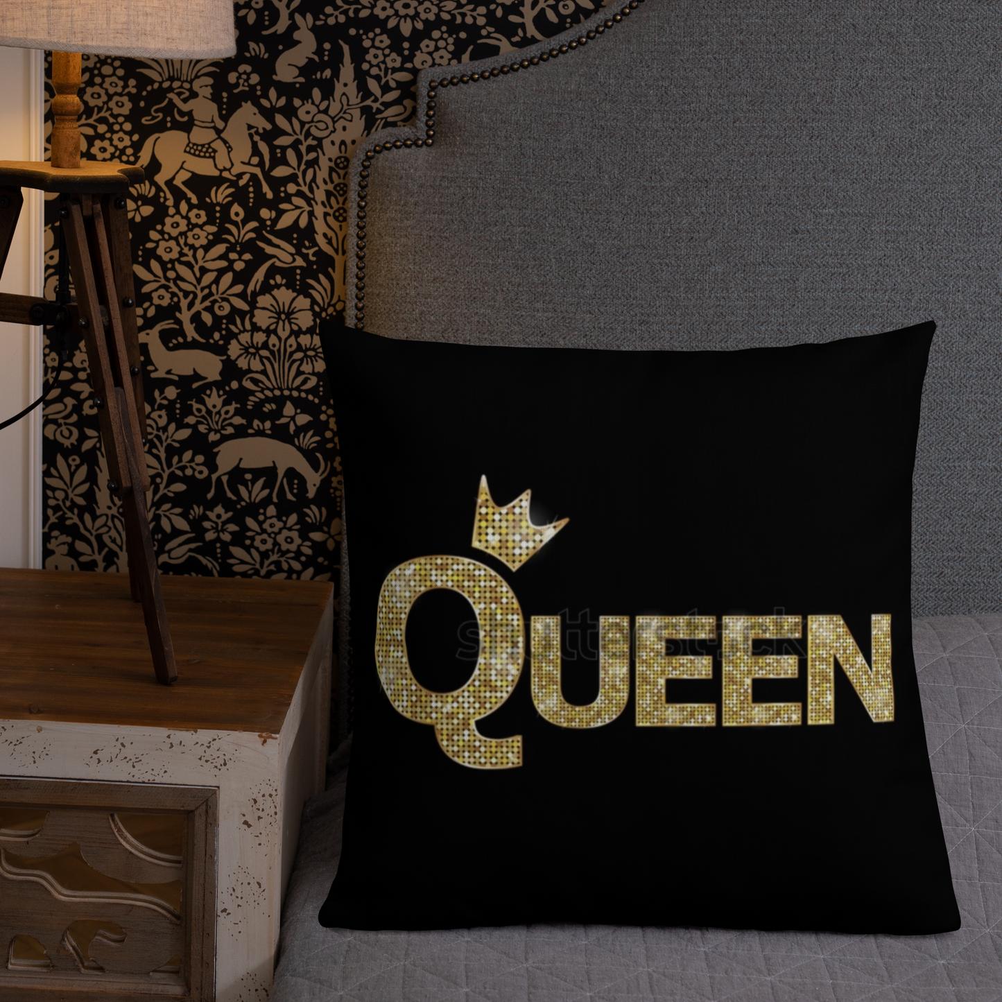 Queens Shine's Pillow 16