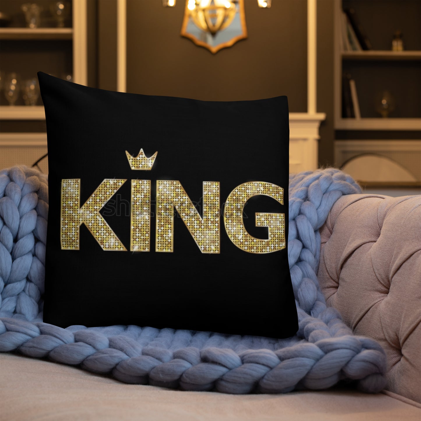 Queens Shine's Pillow 15