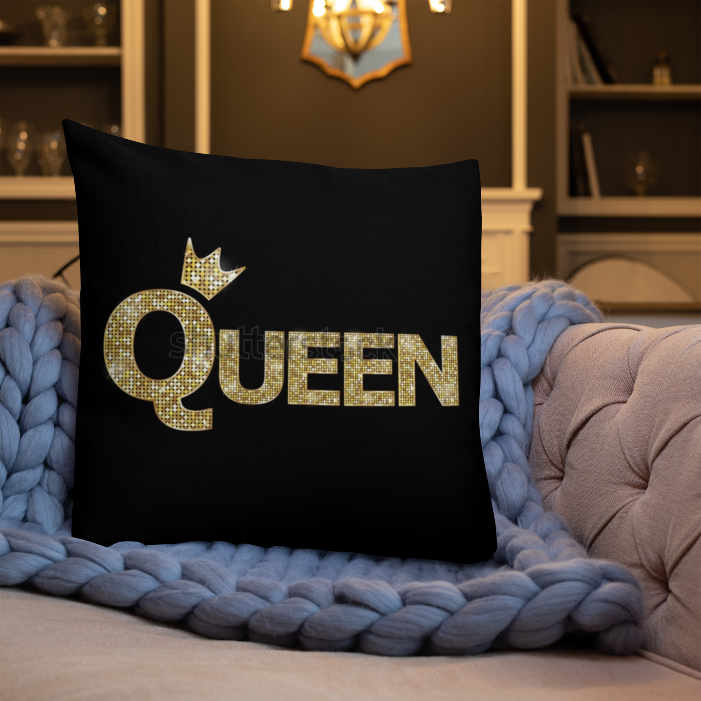 Queens Shine's Pillow 16