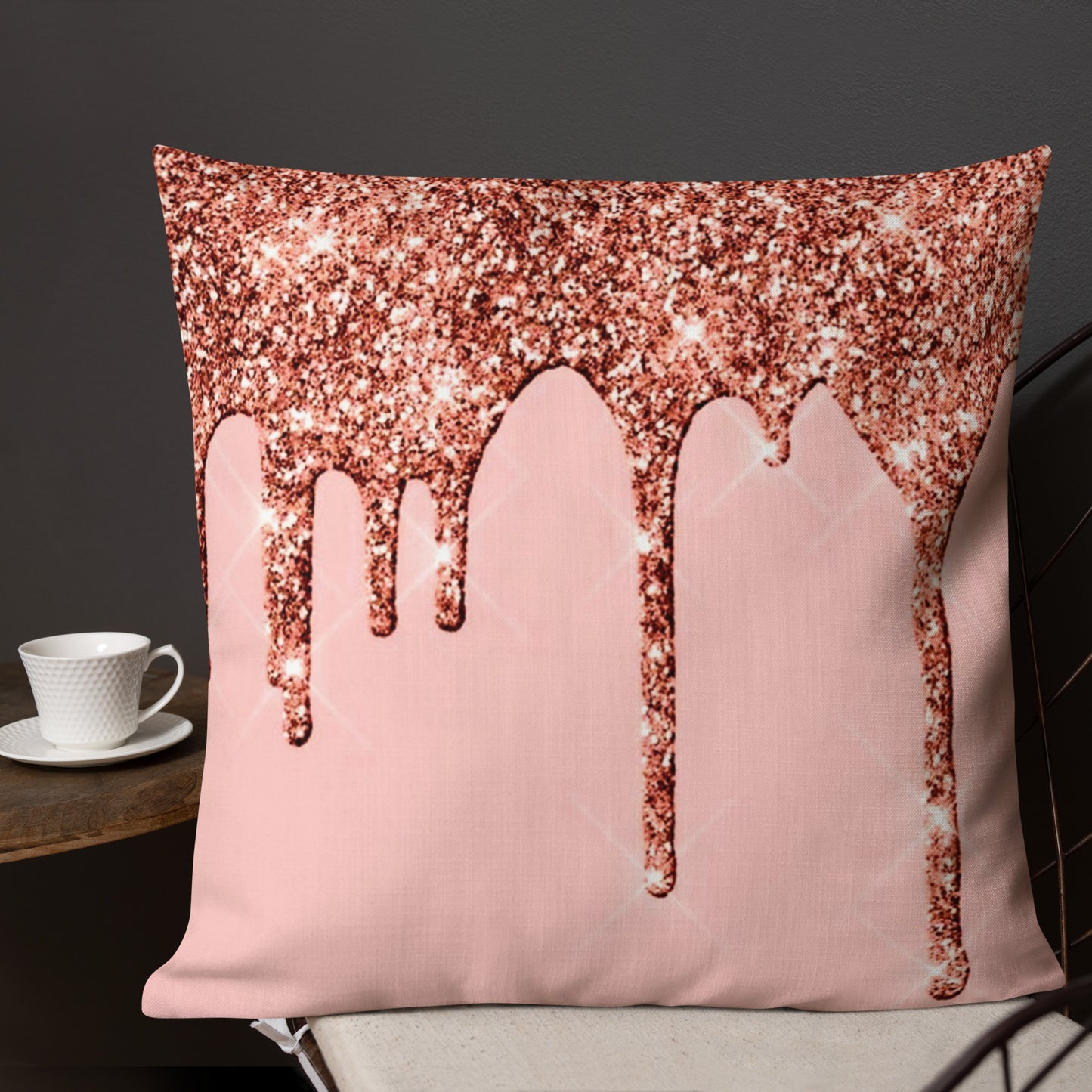 Queens Shine's Pillow 19