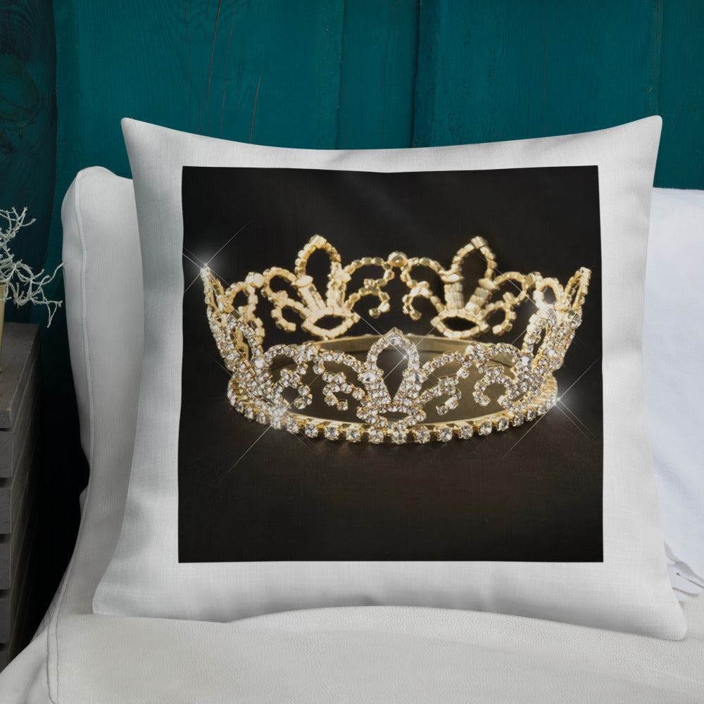 Queens Shine's Pillow 3