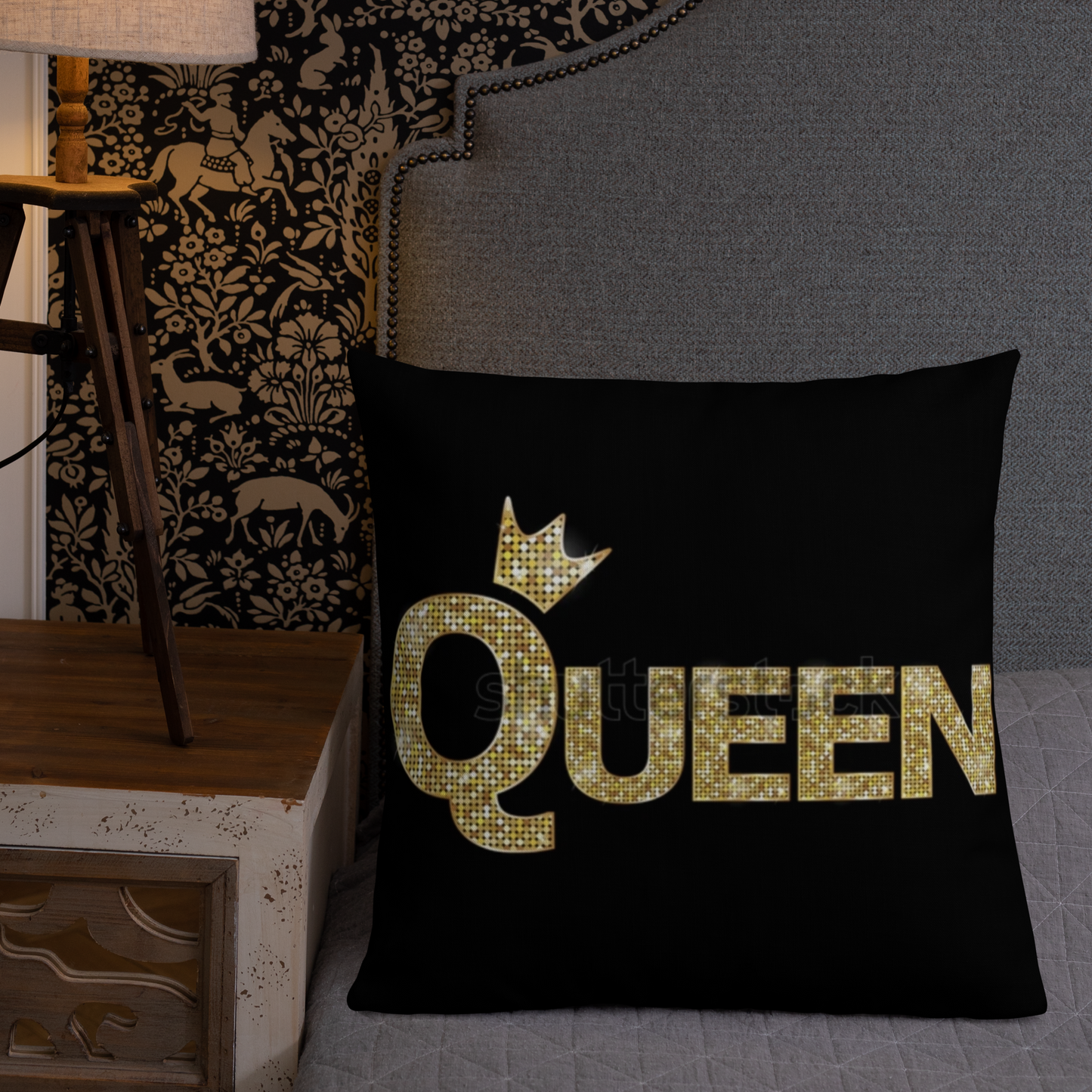 Queens Shine's Pillow 16