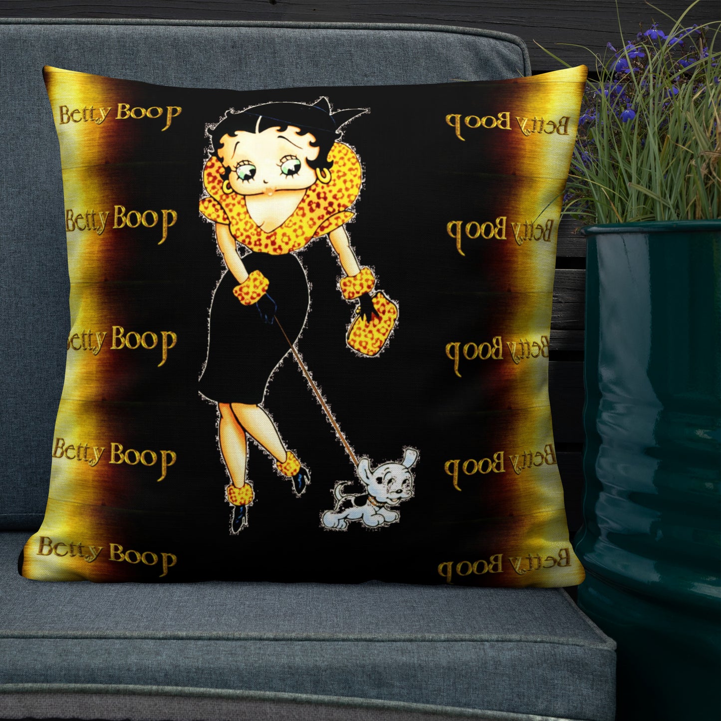 Queens Shine's Pillow 1