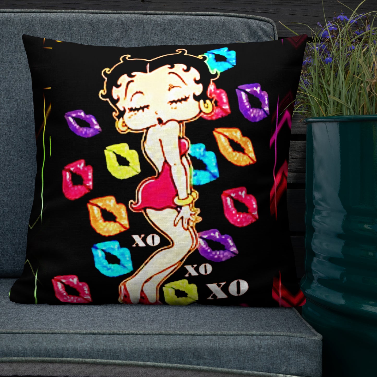 Queens Shine's Pillow 17