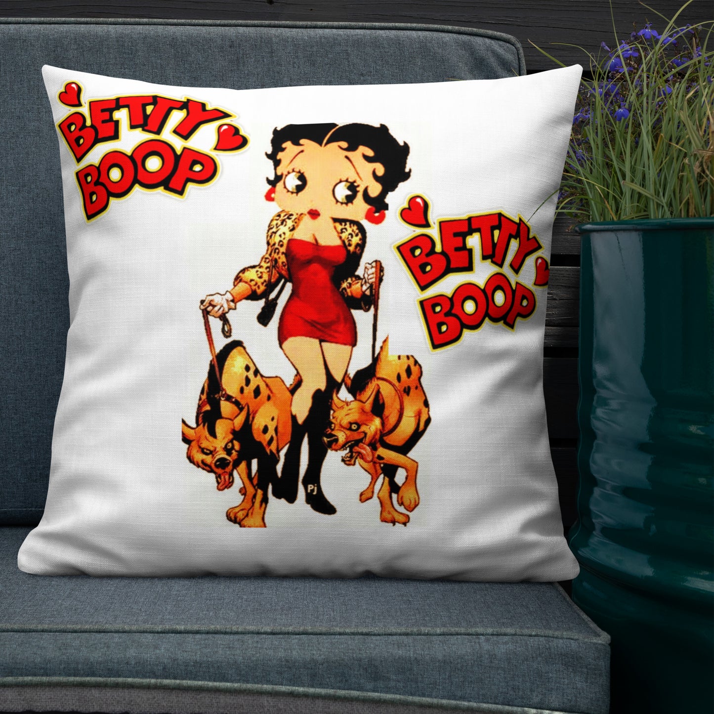 Queens Shine's Pillow 18