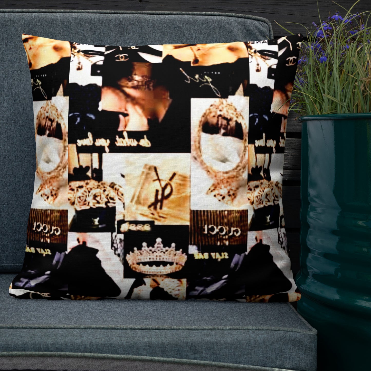 Queens Shine's Pillow 22