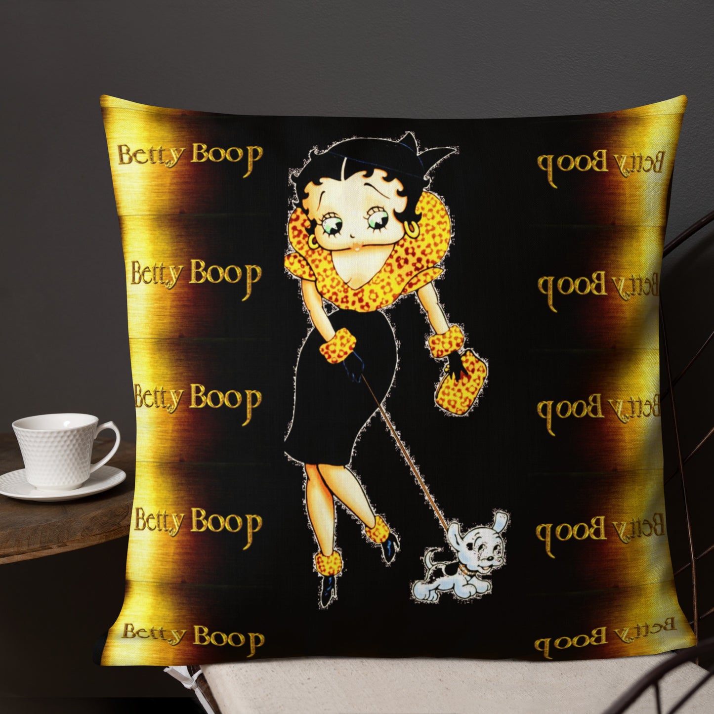 Queens Shine's Pillow 1