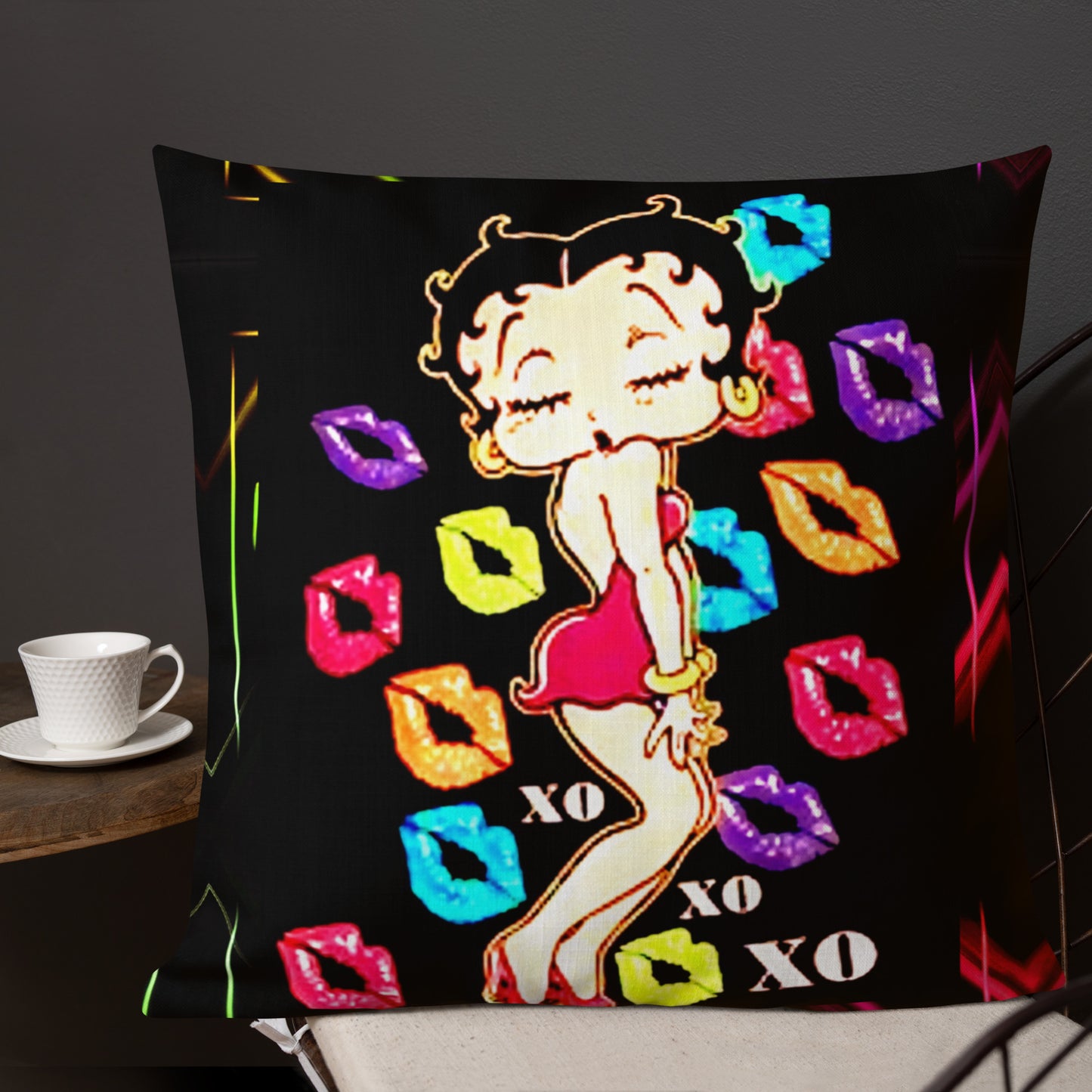 Queens Shine's Pillow 17