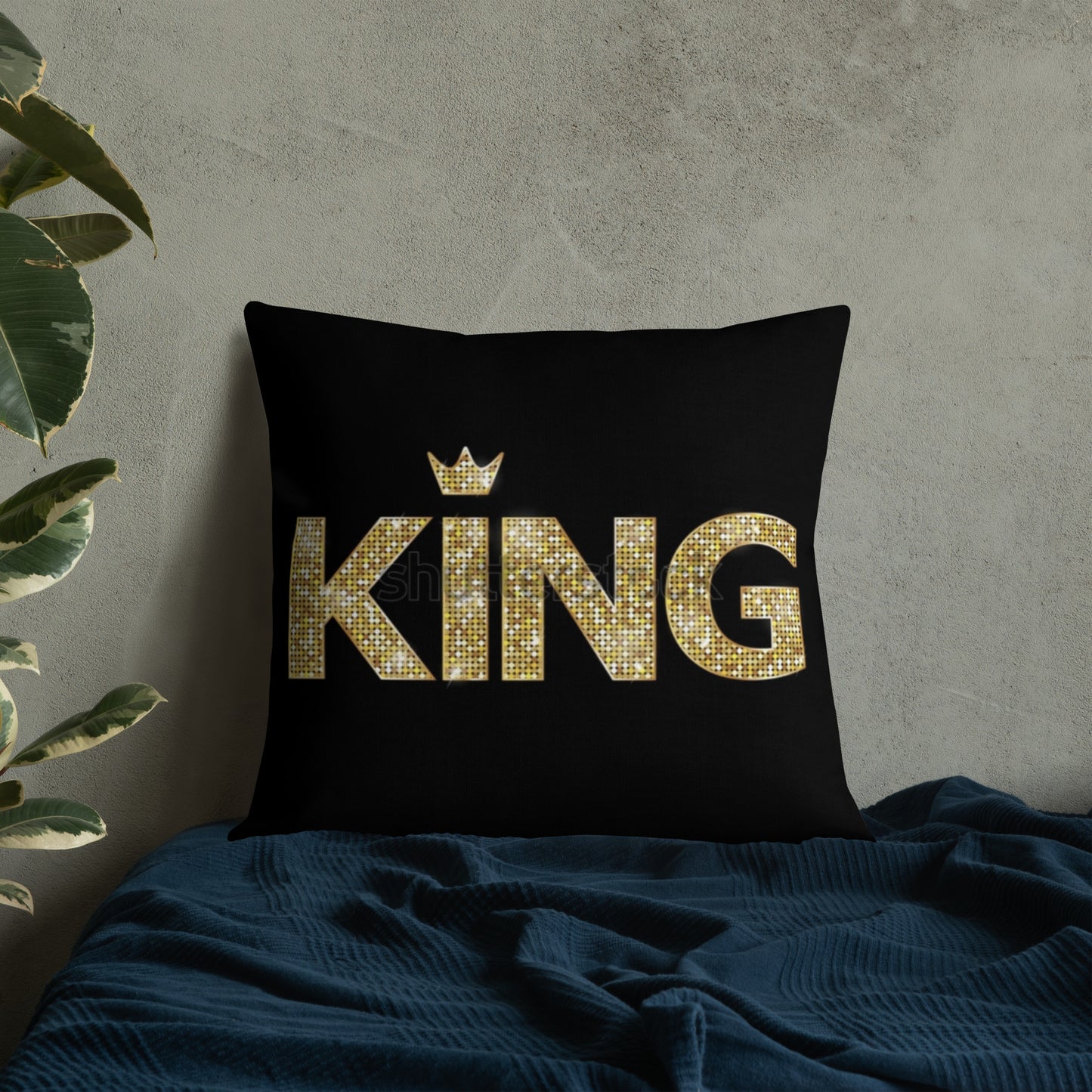 Queens Shine's Pillow 15