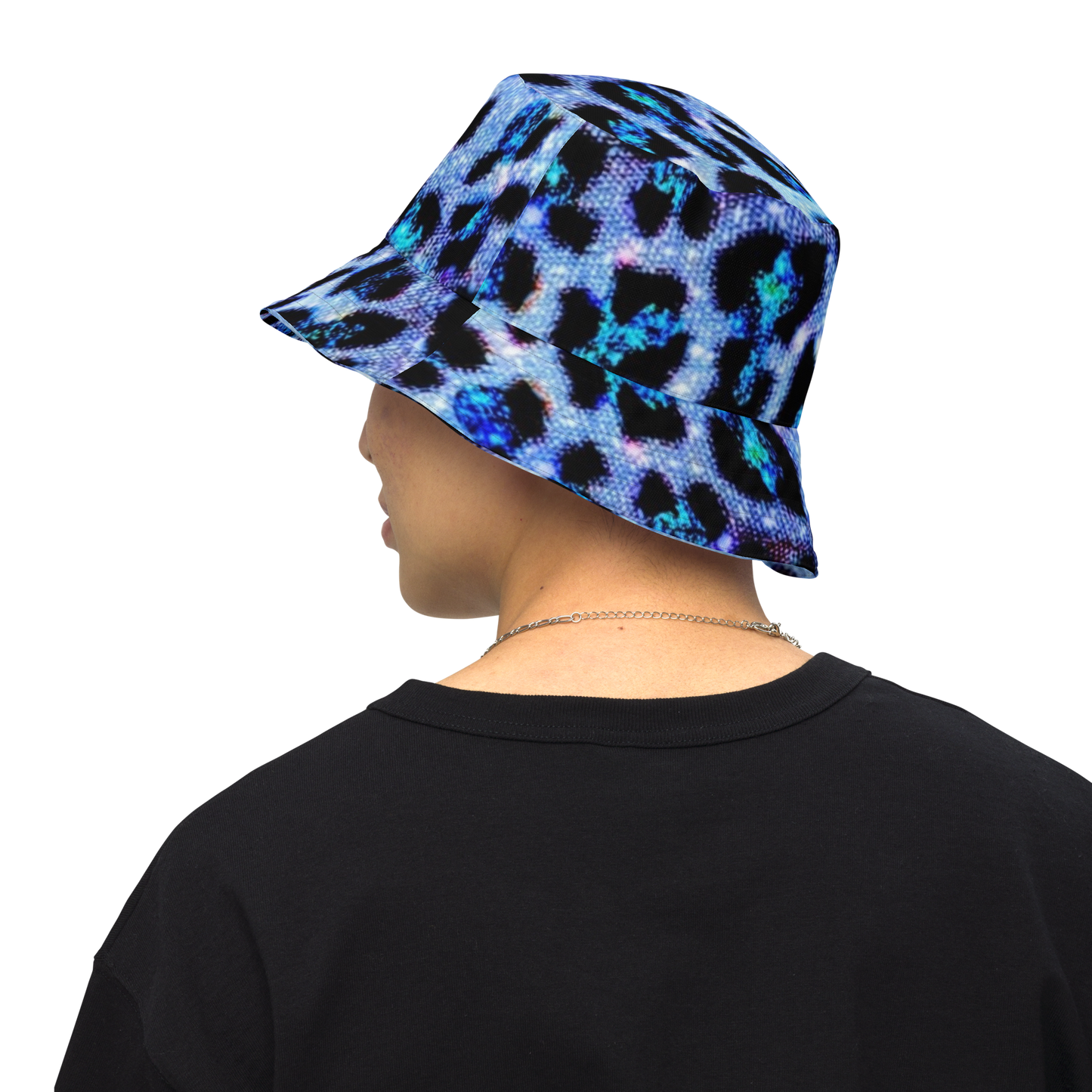 Reversible bucket hat