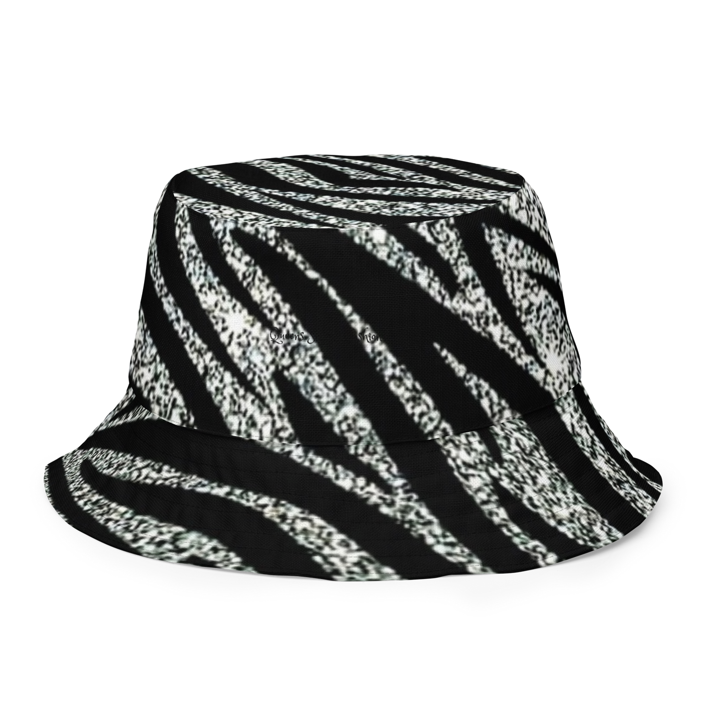 Reversible bucket hat