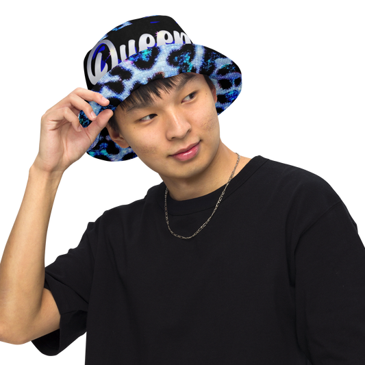 Reversible bucket hat