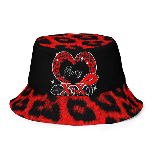 Reversible bucket hat