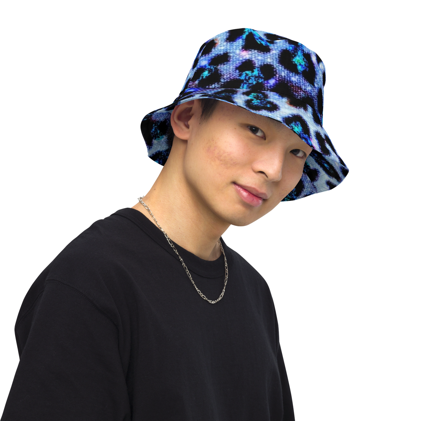Reversible bucket hat