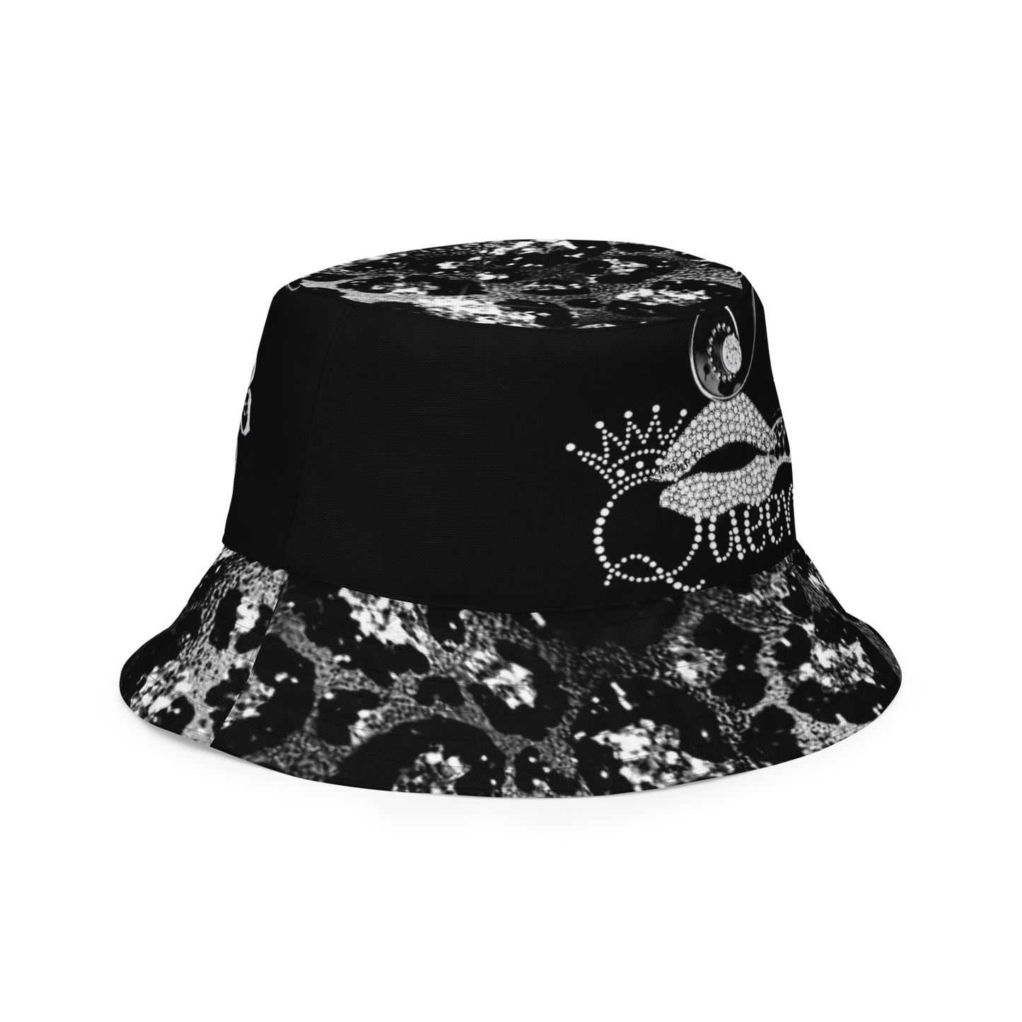 Reversible bucket hat